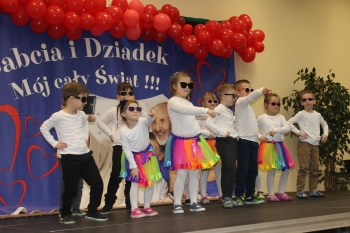 423315125_122146709018072202_5661657109896747956_n