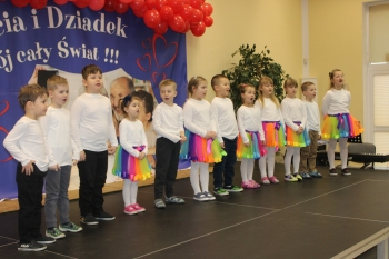 424642793_122146708748072202_8170308351811098867_n