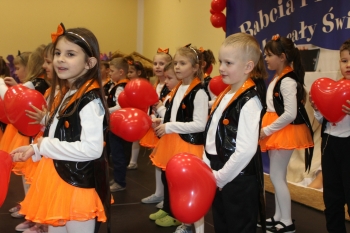 424643755_122146711880072202_4765649870206195599_n