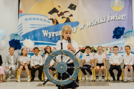 Zakończenie przedszkolnej przygody przez dzieci z grupy  ''Piratów'' i ''Rekinki''